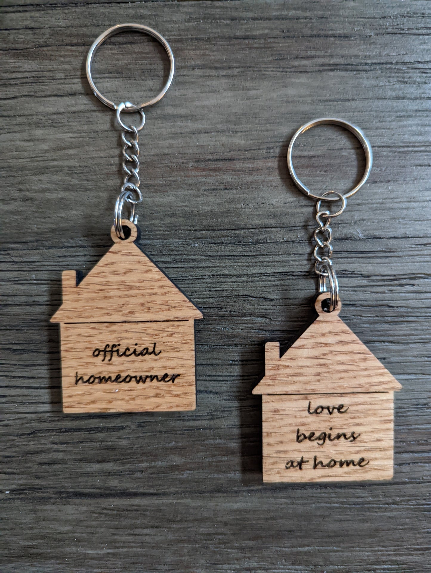 House keychains - Oak wood